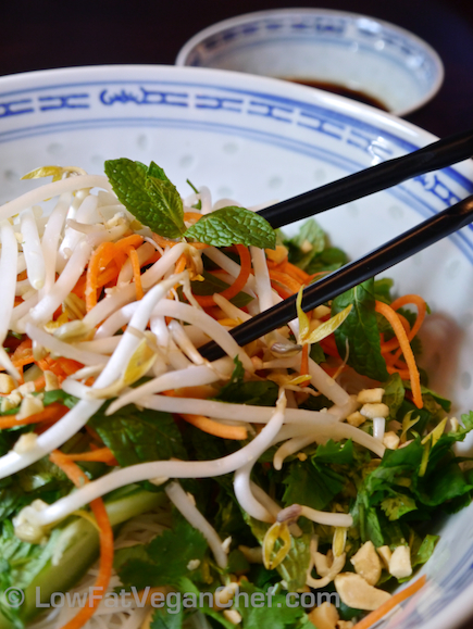 Bun Chay (Vegetarian Vietnamese Vermicelli Herb Noodle Salad)