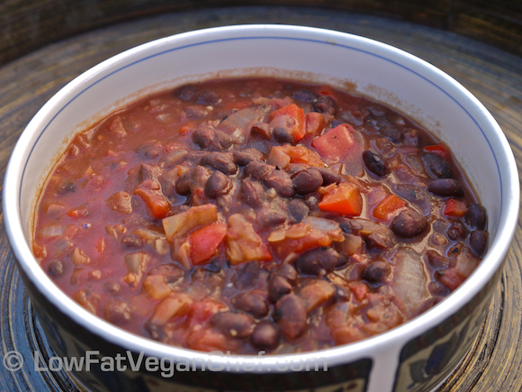 Quick Stovetop Plant-Based Black Bean Chilli (Vegan Recipe)